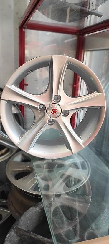 Литые Диски R 16 Replica, отверстий - 4