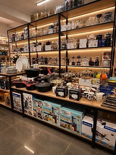 ликвидация склада: Сдаю полки в магазине под ваш товар (8000 сом )( реализация с нас — 2