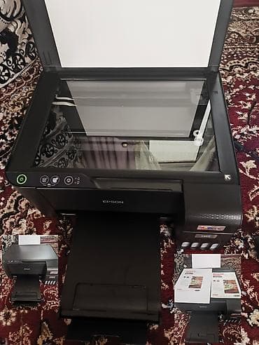 МФУ Epson EcoTank L3211 — струйный принтер/сканер/копир с системой