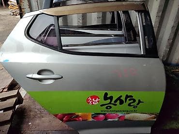 Автозапчасти: Дверь Задняя правая Kia, Б/у, Оригинал — 1