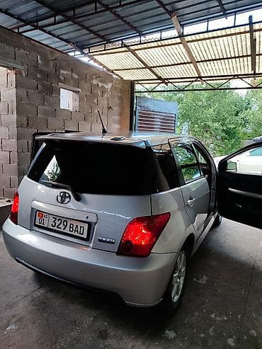 r16 225 55: Toyota Ist: 2004 г., 1.3 л, Автомат, Бензин — 2