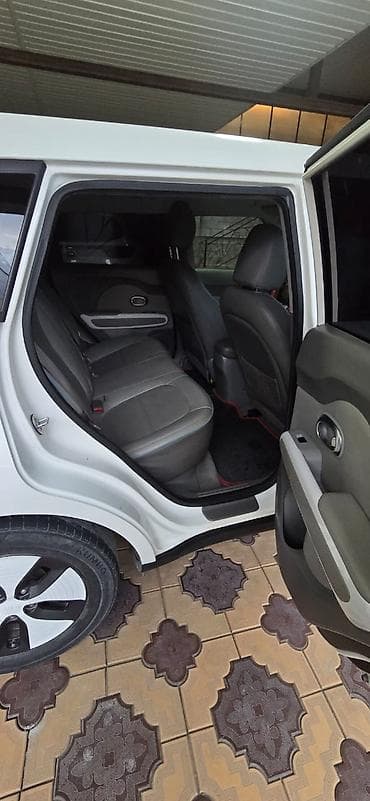 Продажа авто: Kia Soul EV: 2018 г., Электромобиль, Хэтчбэк — 7