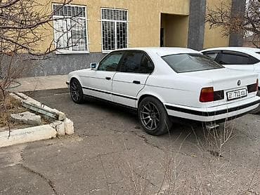 авто для такси: BMW 5 series: 1990 г., 2 л, Механика, Бензин, Седан — 3