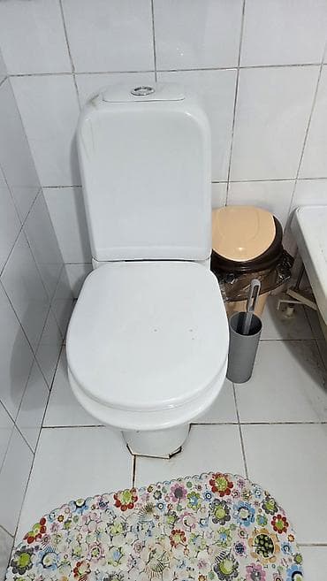 куплю унитаз: Продаю все для ванной : душевая кабинка унитаз старый, но чистый — 3