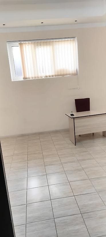flat rent: Кабинет Для курсов, Для логопеда, Для репетитора В жилом комплексе, 20 м², Цокольный этаж, Долгосрочно, С оборудованием, С отдельным сан узлом — 3