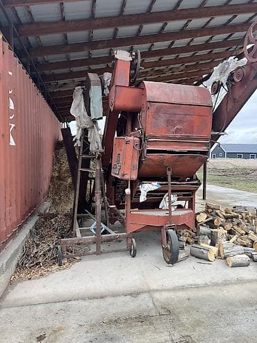 Фрезердик станоктор: ОВС-25 в рабочем состоянии, очеститель зерна прошу 130000 сом, торг — 2
