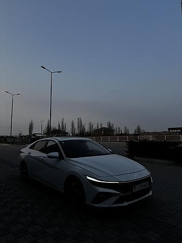 Продажа авто: Hyundai Elantra: 2024 г., 1.5 л, Вариатор, Бензин, Седан — 2