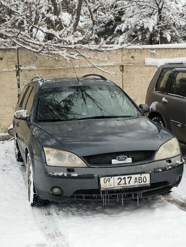 Ford Mondeo: 2002 г., 2 л, Механика, Бензин, Универсал