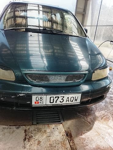 рамки номерные: Honda Shuttle: 1995 г., 2.3 л, Автомат, Бензин, Минивэн — 5