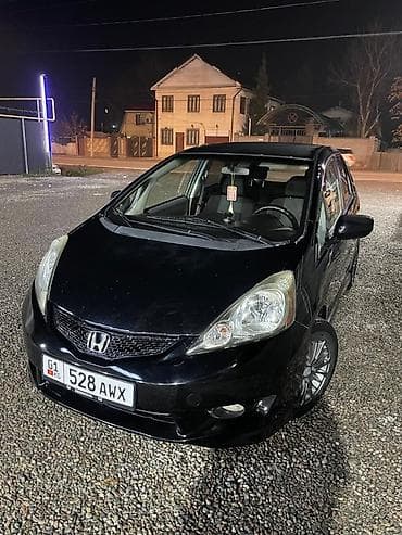 subaru crostek: Honda Fit: 2009 г., Вариатор, Бензин, Хэтчбэк — 3