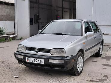 Volkswagen Golf: 1995 г., 1.6 л, Механика, Бензин, Хэтчбэк