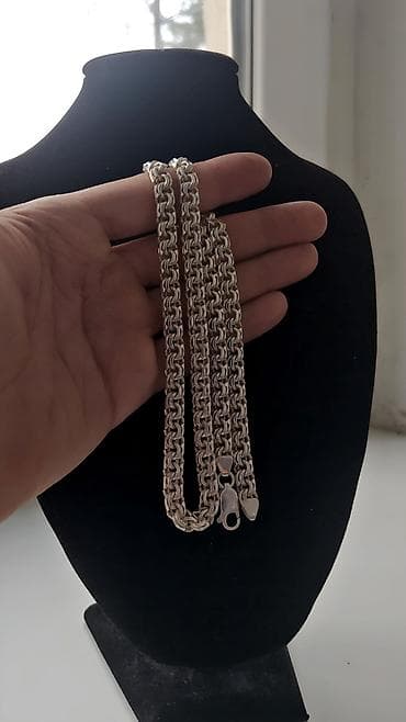 По мнению многих мастеров ювелирного дела, Бисмарк не имеет себе at lalafo.kg По мнению многих мастеров ювелирного дела, Бисмарк не имеет себе