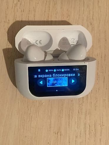 монитор в авто: Наушники SAIWA с интеллектуальным зарядным кейсом с дисплеем - — 3