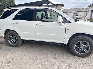 tayota vitz: Toyota Harrier: 2004 г., Кроссовер — 1
