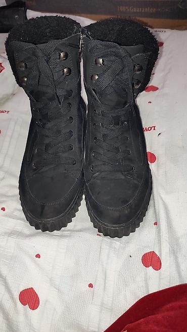 железо бу: Ботинки, 38, Keddo, Б/у, цвет - Черный, Самовывоз, Платная доставка — 2