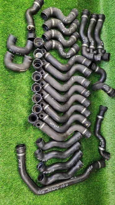 блок предохранителей: Верхнии патрубоки радиатора Год 2009 В отличном состоянии, очень — 1