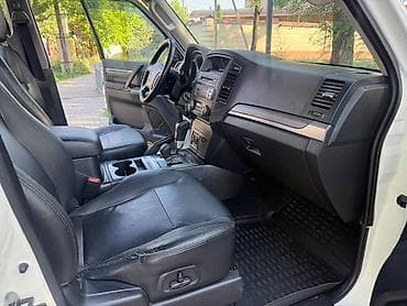 padjero junior: Mitsubishi Pajero: 2011 г., 3 л, Автомат, Бензин, Внедорожник — 9