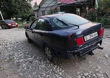 step vagon: Mitsubishi Carisma: 1998 г., 1.6 л, Механика, Бензин, Седан — 2