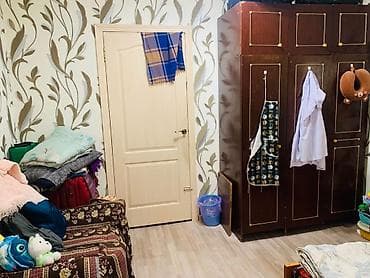 Бөлмөлөр: Space available for 2 girls near KGMA rent is 9000, no deposit, no — 3