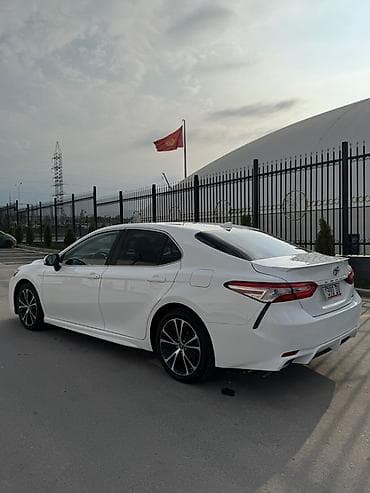 c4 a6: Toyota Camry: 2019 г., 2.5 л, Автомат, Бензин, Седан — 4