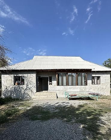 горам: 📍В Сокулуке продаются 2 дома, расположенные на участке 20 соток — 3