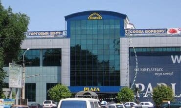 контейнер рынок дордой: Сдаю Бутик, 25 м², Дордой Плаза, С ремонтом, С оборудованием — 1