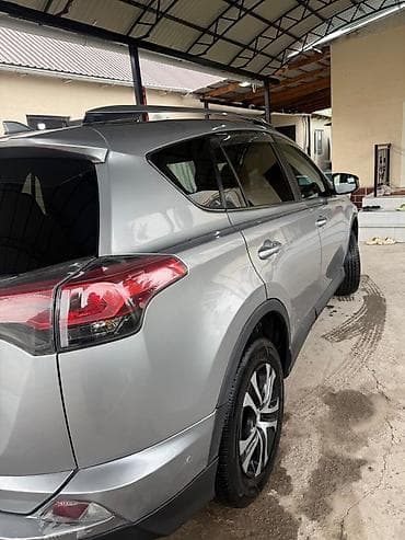 светодиодный прожектор: Toyota RAV4: 2017 г., 2.5 л, Автомат, Бензин, Кроссовер — 7
