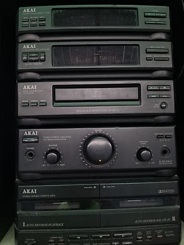trade in: Продам музыкальный центр японец Akai в хорошем состоянии работает — 2