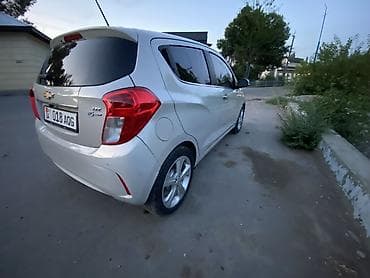 опел астра 2007: Chevrolet Spark: 2017 г., 1.2 л, Автомат, Бензин, Хэтчбэк — 4