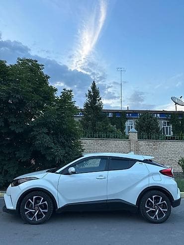 e60 m5: Toyota C-HR: 2018 г., 2 л, Вариатор, Бензин, Кроссовер — 9