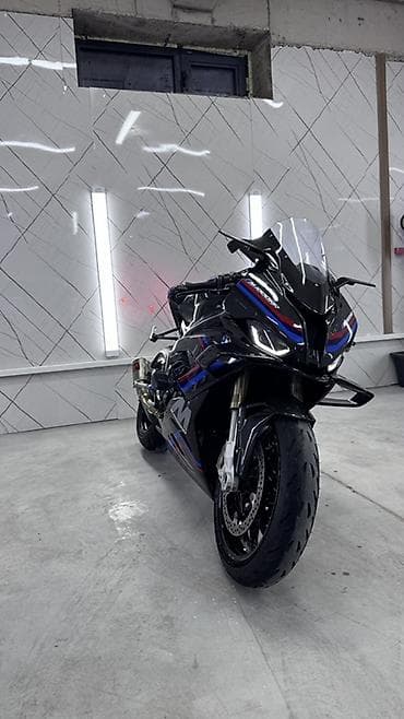 Мототехника: Спортбайк BMW, 1000 куб. см, Бензин — 3