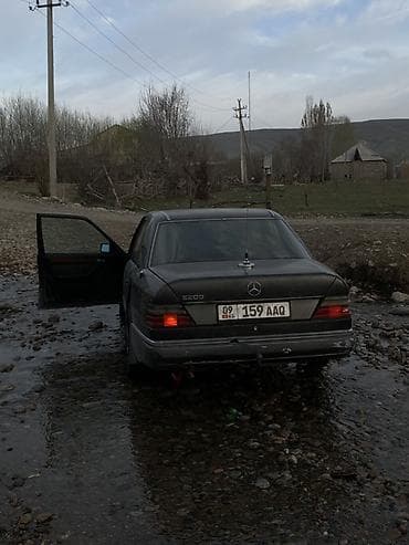 бампер w212: Mercedes-Benz W124: 1989 г., 2 л, Механика, Бензин, Седан — 7