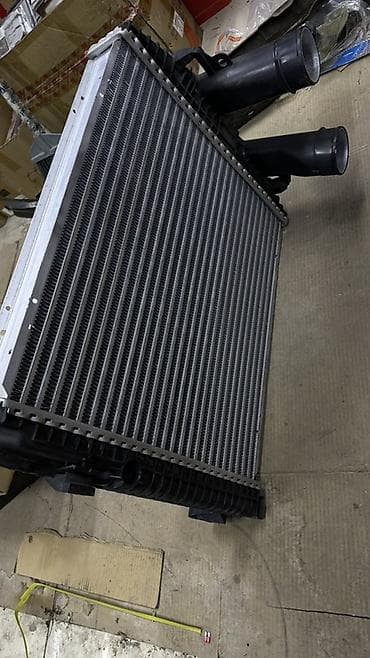слесарь кипиа: Интеркулер ATEGO (радиатор охлаждения наддувочного воздуха) - Тип — 4