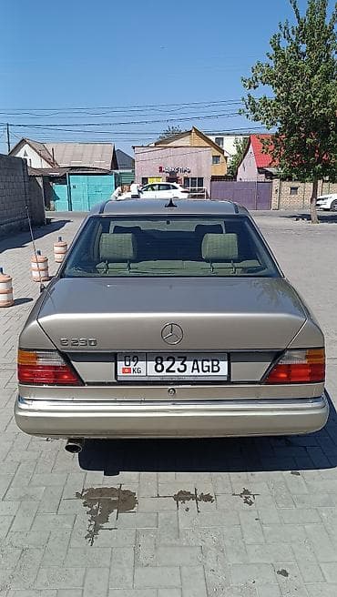 ml 163: Mercedes-Benz W124: 1991 г., 2.3 л, Ручные, Бензин, Седан — 3