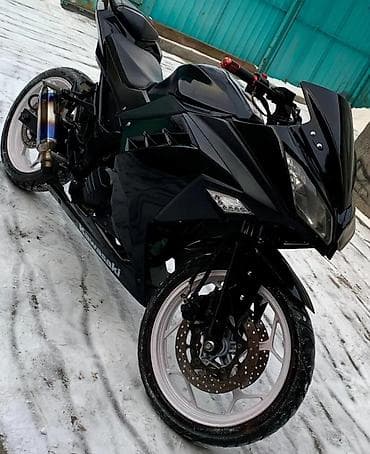 bmw 7 e38: Спортивный мотоцикл в обвесе под Kawasaki - Аэродинамический — 2