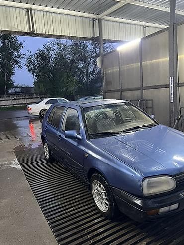 sprinter 4 4: Volkswagen Golf: 1992 г., 1.8 л, Ручные, Хэтчбэк — 3