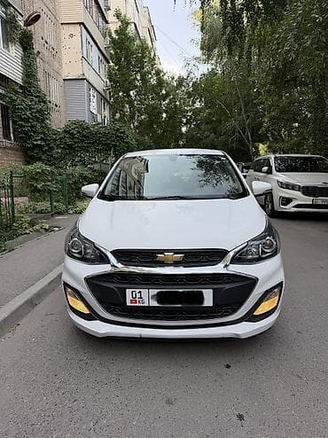 срочный: Chevrolet Spark: 2020 г., 1 л, Автомат, Бензин, Хэтчбэк — 1