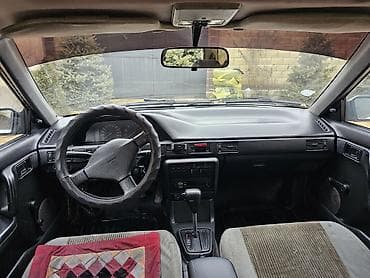 mazda cx 7: Mazda 323: 1989 г., Автомат, Седан — 3