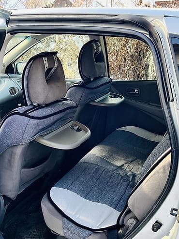 машина за 300000: Nissan Almera Tino: 2001 г., 1.8 л, Механика, Бензин — 8