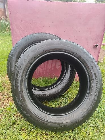 Шины 235 / 60 / R 18, Зима, Внедорожные (АТ/МТ), Япония, Bridgestone