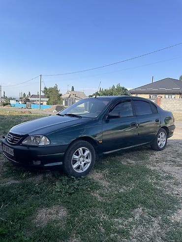 степ эреф 1: Toyota Avensis: 2002 г., 1.6 л, Кол менен иштөөчү, Седан — 2