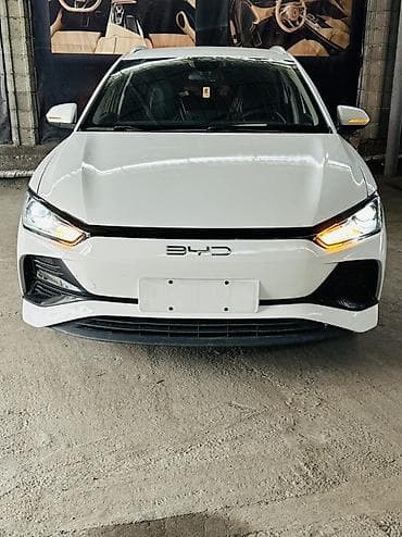 one stop: BYD E2: 2023 г., Автомат, Электромобиль, Кроссовер — 8