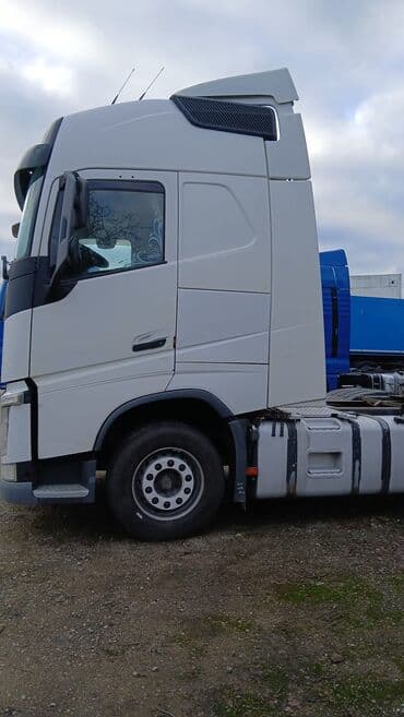 фара вольво fh12: Тягач, Volvo, 2014 г., Без прицепа — 3