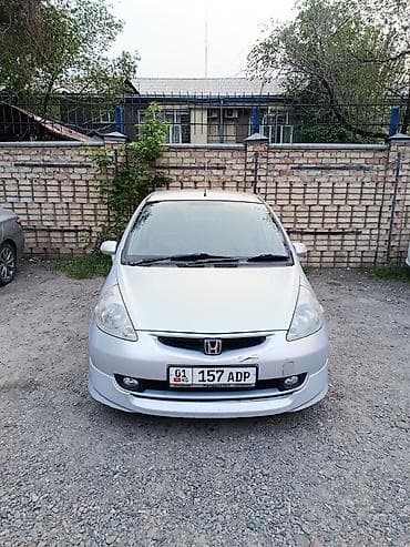 хонда истеп 1: Honda Fit: 2003 г., 1.3 л, Вариатор, Бензин, Хетчбек — 4