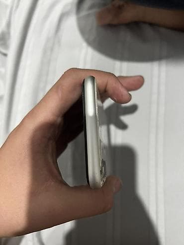 iphone 6: IPhone 11, Б/у, 128 ГБ, Серебристый, Чехол, 80 % — 3