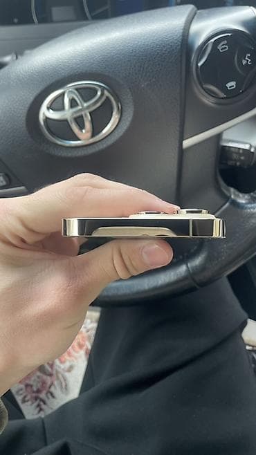 mi true: IPhone 14 Pro, 256 ГБ, Золотой, 80 % — 3