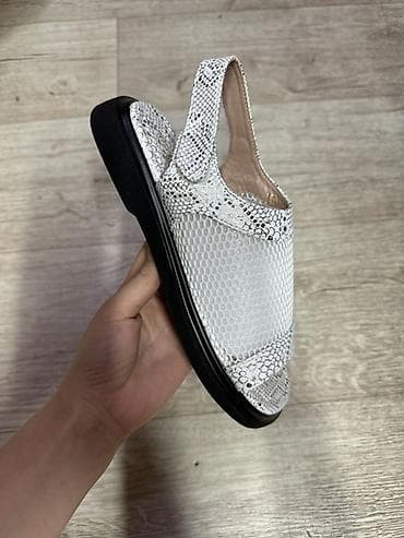 Босоножки, сандалии, шлепанцы: Женские сандалии с открытым носком - Цвет: белый с фактурным — 2