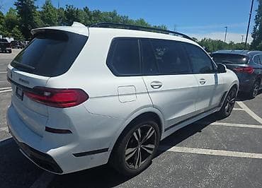 BMW X7: 2020 г., 4.4 л, Автомат, Бензин, Внедорожник — 3