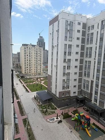 3 комнаты, 88 м², Элитка, 8 этаж