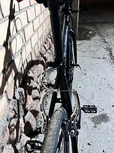 сиденья велосипед: Велосипедные аксессуары и комплектующие (набор) Состав: - Заднее — 5